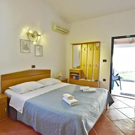 Appartamento Ferienwohnung In Mit Grill, Garten Und Terrasse