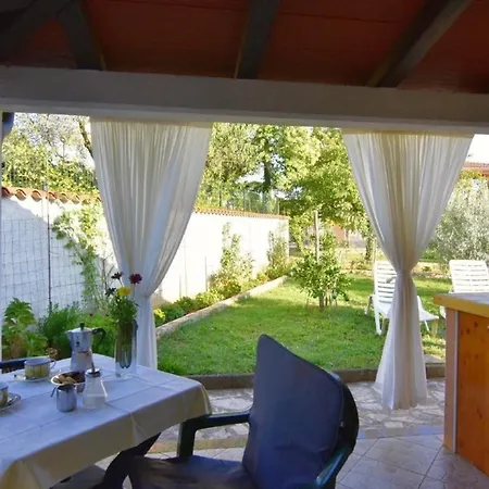 Ferienwohnung In Mit Grill, Garten Und Terrasse Appartamento